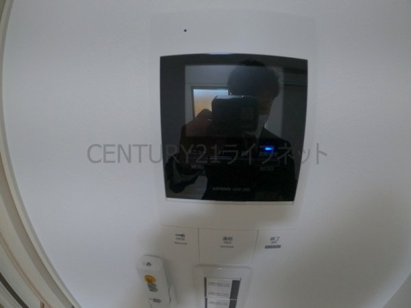 クレセント江坂