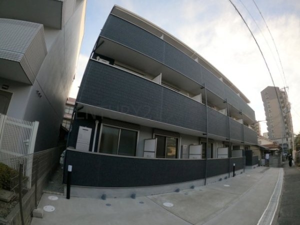 クレセント江坂