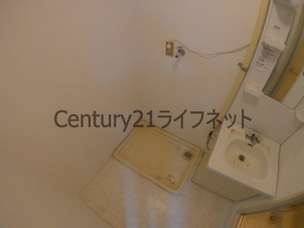 ロイヤルハイツ扇町2
