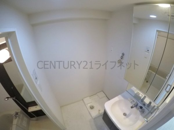 エストーネ江坂