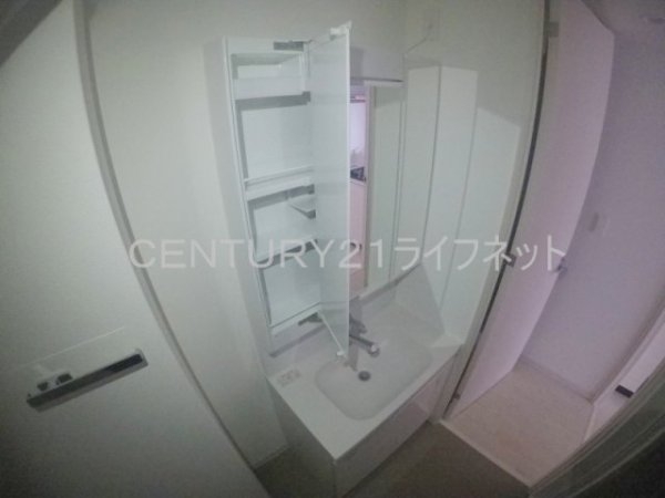 アドバンス江坂東デパール