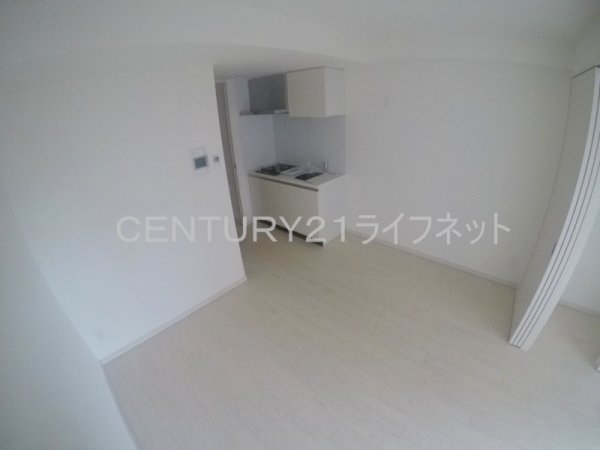 アドバンス江坂東デパール