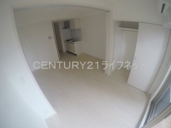 アドバンス江坂東デパール