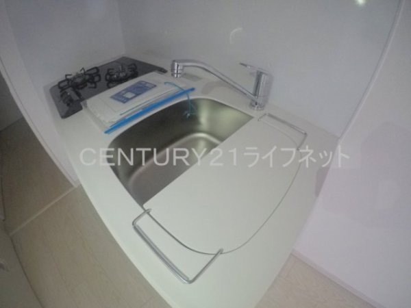 アドバンス江坂東デパール