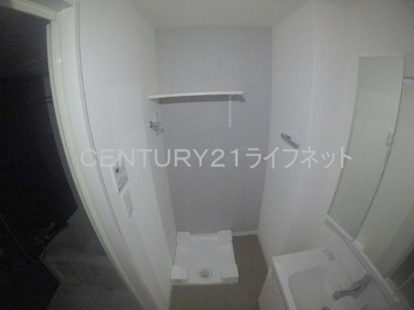 アドバンス江坂東デパール