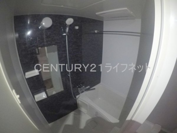 アドバンス江坂東デパール