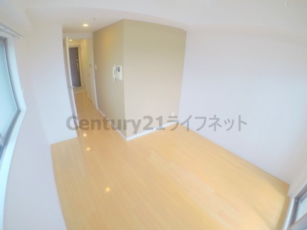 アーバンフラッツ新大阪1