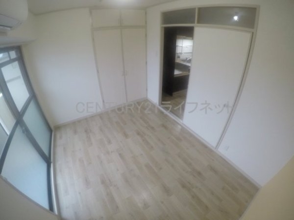 ローズコーポ新大阪７
