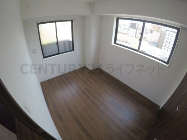 吹田市垂水町３丁目のマンション
