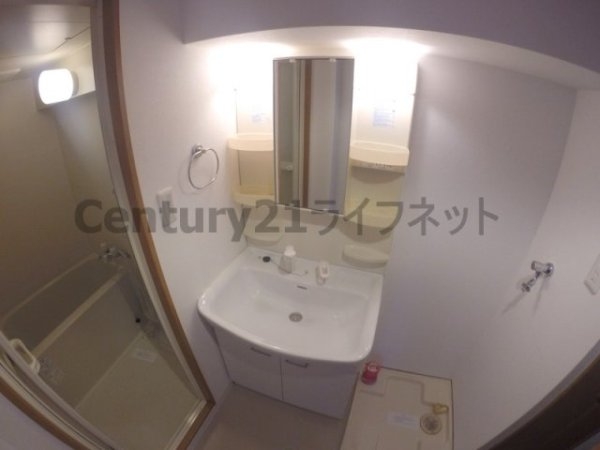 アエラス