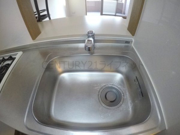 吹田市垂水町３丁目のマンション