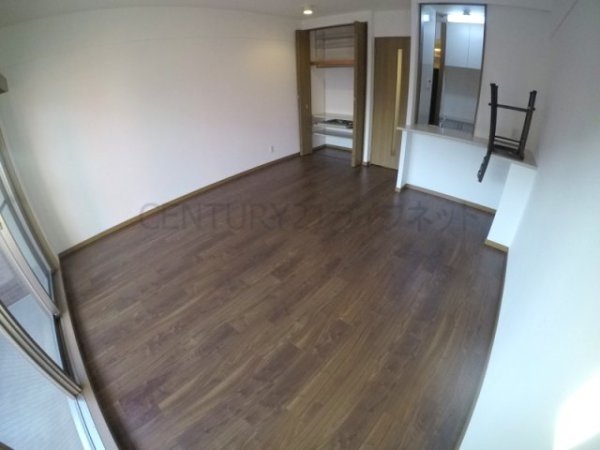 吹田市垂水町３丁目のマンション