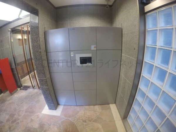 吹田市垂水町３丁目のマンション