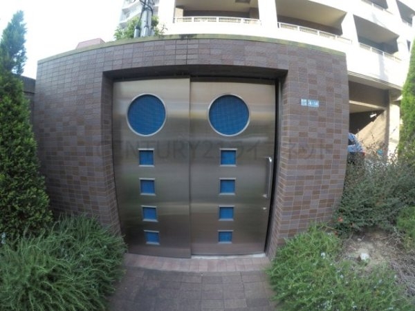 吹田市垂水町３丁目のマンション