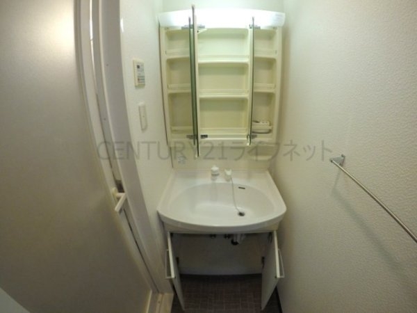 吹田市垂水町３丁目のマンション