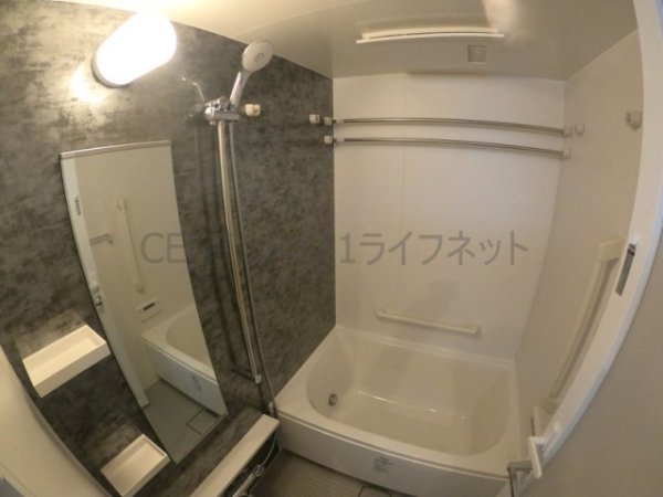 ザミューチュアル江坂