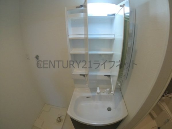 ラヴィータ三国本町