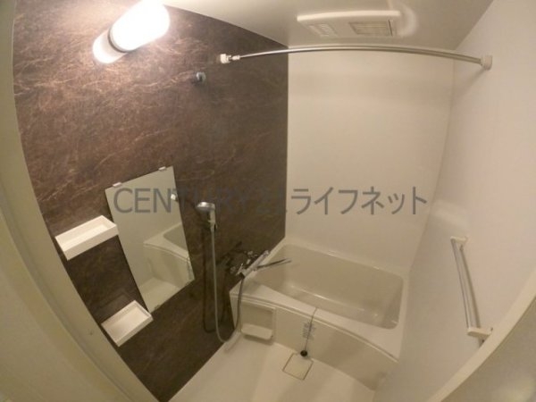 ラヴィータ三国本町