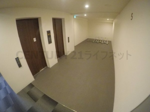 スプランディッド江坂駅前