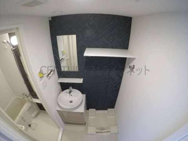 プロヴィスタ新大阪イーストゲート