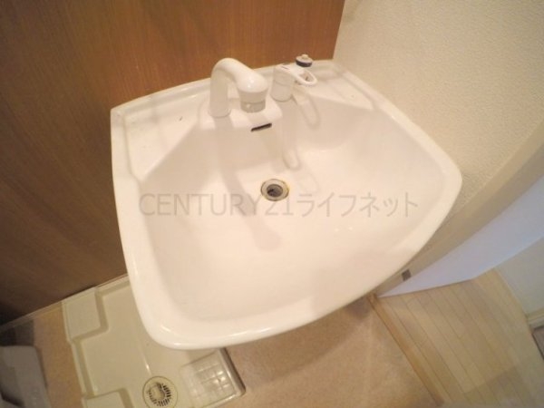 レジュールアッシュ江坂
