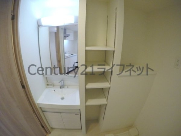 エス・キュート梅田中崎町