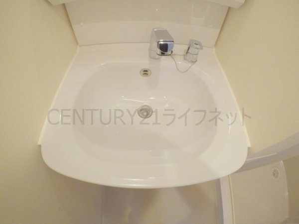 プレサンスブルーム東三国