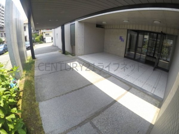 吹田市垂水町２丁目のマンション