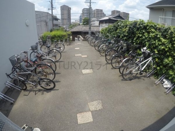 吹田市垂水町２丁目のマンション