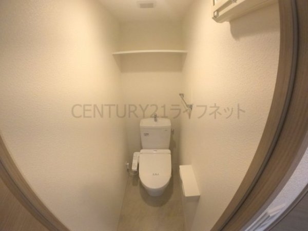 ワールドアイ江坂アルバ