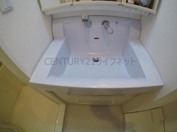 吹田市広芝町のマンション
