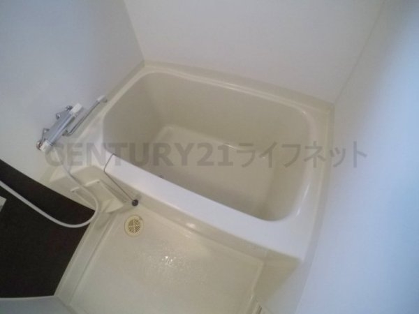 アスール江坂サード