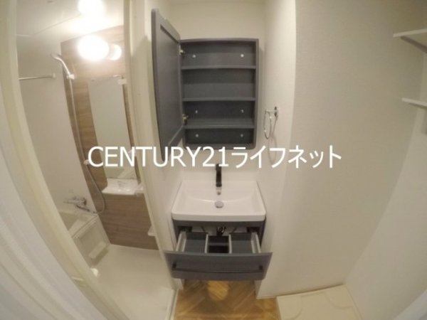 セレニテ新大阪ミラク弐番館