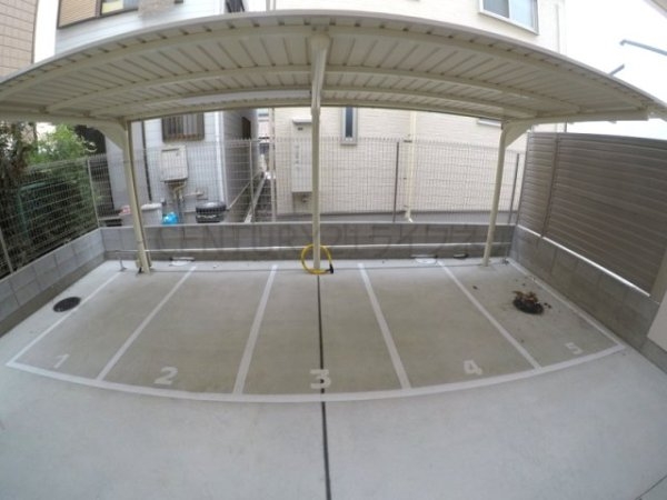 大阪市東淀川区西淡路３丁目のマンション