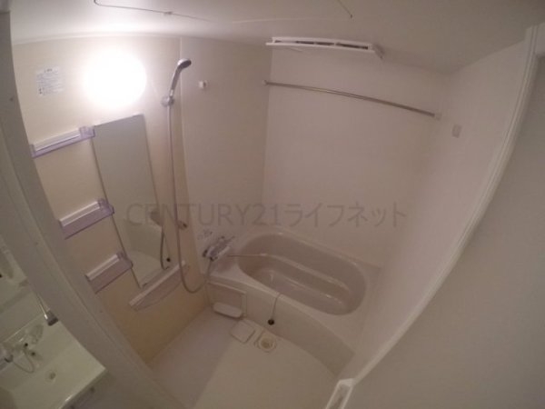 大阪市東淀川区西淡路３丁目のマンション