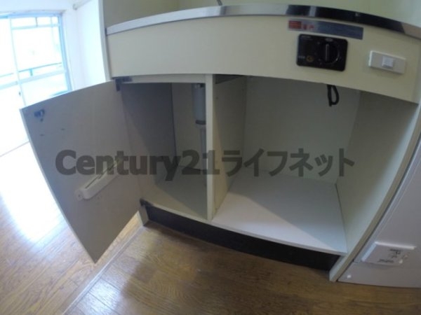 タカミビル