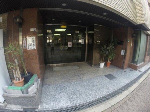 大阪市淀川区東三国６丁目のマンション