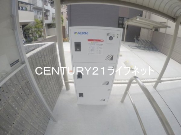 プラム江坂