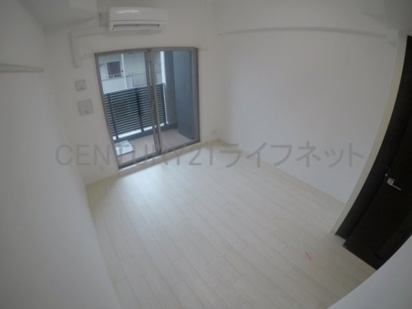 エステムコート新大阪15フロウ