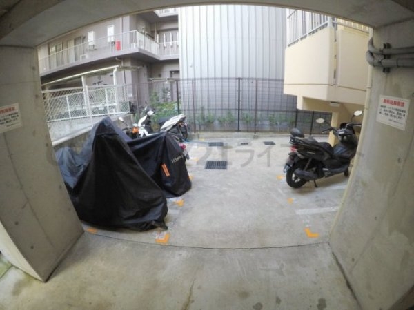 ドゥーエ江坂3