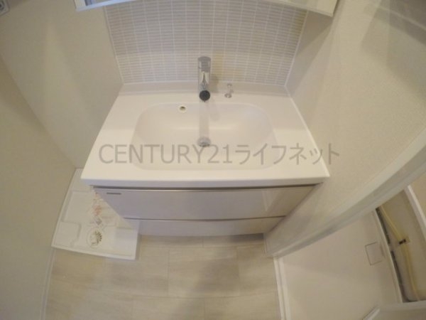 シーズンフラッツ中崎