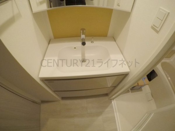 シーズンフラッツ中崎