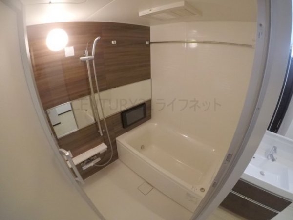 プレジオ江坂ルージュ