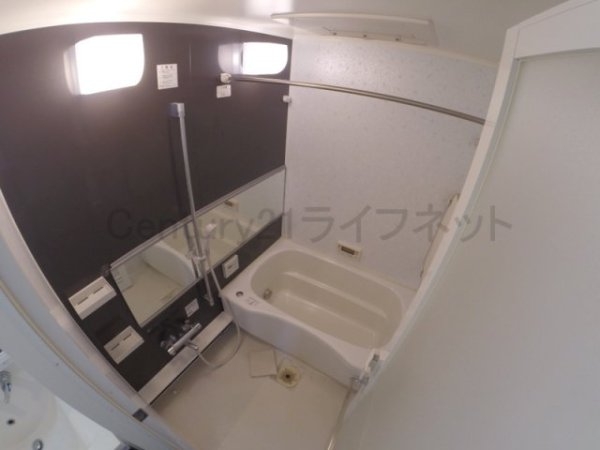 アクアスイート新大阪