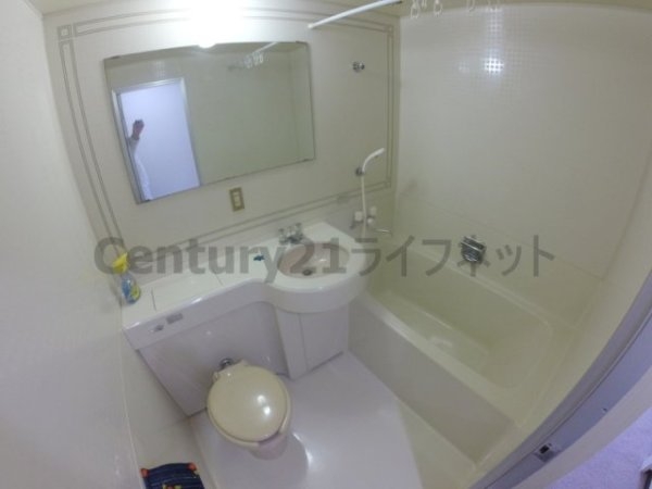 ファミールハイツ北大阪3号棟