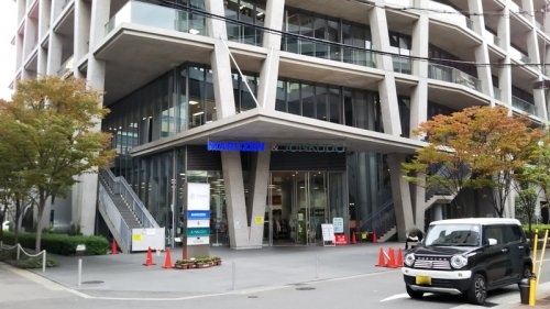 スワンズシティ梅田ウエスト(MARUZEN&ジュンク堂書店梅田店)
