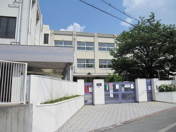 ベリー海老江(大阪市立海老江東小学校)