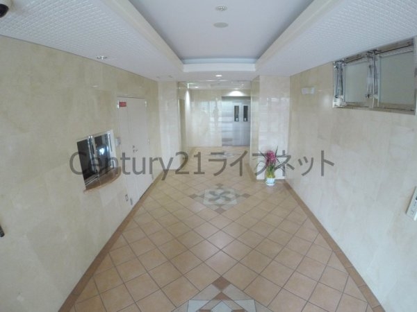 大阪市東淀川区淡路３丁目のマンション