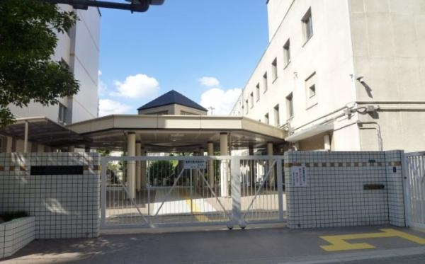 セレニテ新大阪2番館(大阪市立北中島小学校)