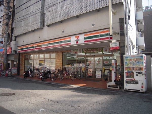 スプランディッド十三本町(セブンーイレブン大阪十三本町１丁目店)